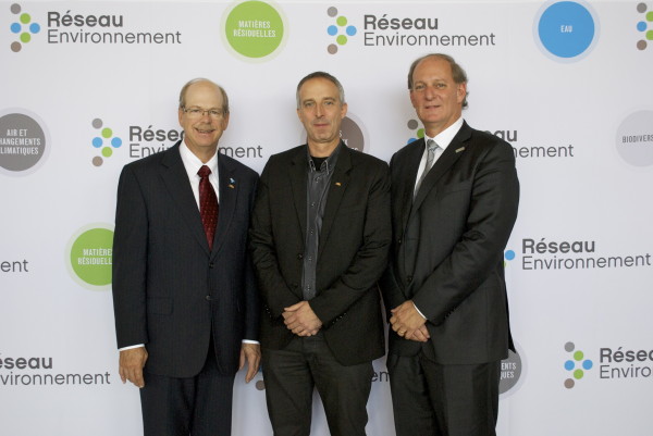©2013 Lino Cipresso From left to right: James Chaffee, AWWA president; Claude Durivage Sainte-Rose Station Supervisor; Robert A. Dubé, Réseau Environnement president